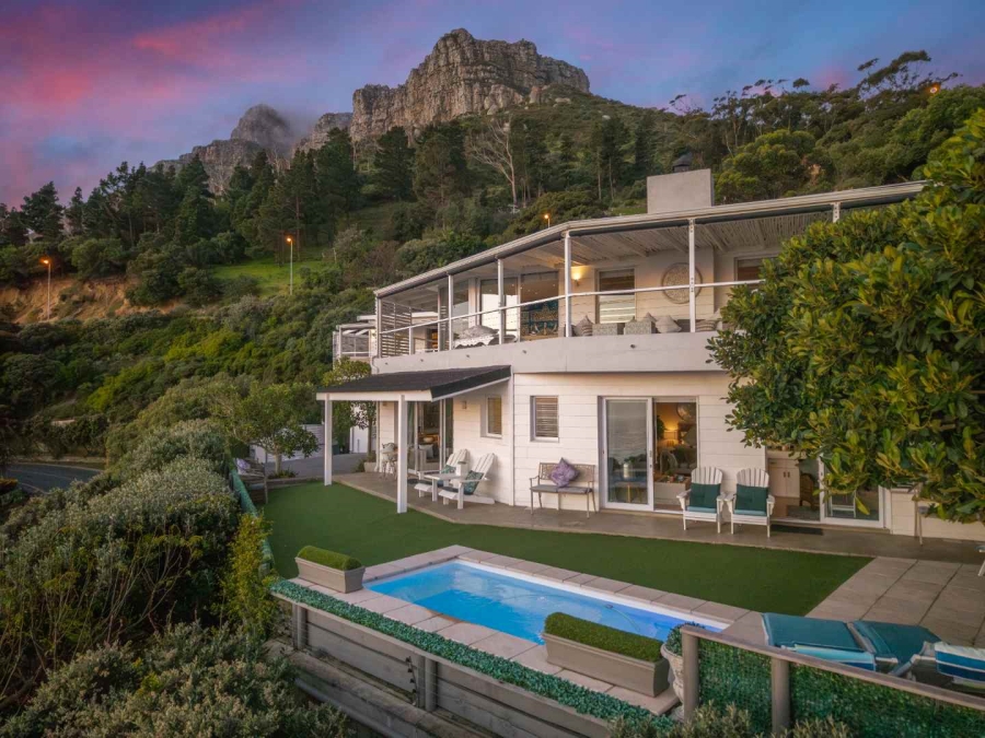 6 Bedroom Property for Sale in Llandudno Western Cape